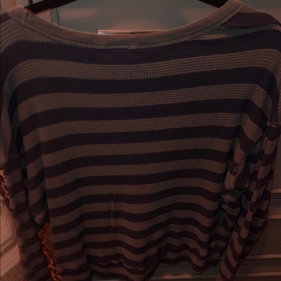aerie offline long sleeve stripped top - Picture 3 of 3